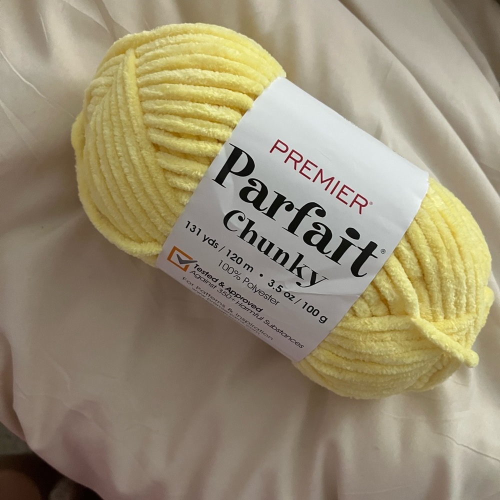 Premier Parfait Chunky Yarn in Soft Yellow